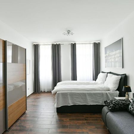 Apartmany Na Namesti 85 Йиндржихув-Градец Экстерьер фото