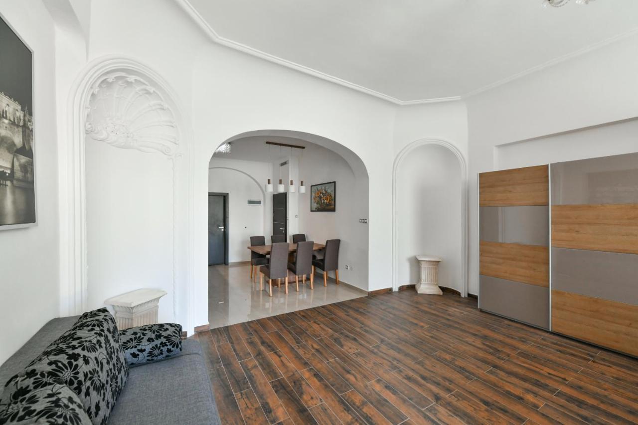 Apartmany Na Namesti 85 Йиндржихув-Градец Экстерьер фото