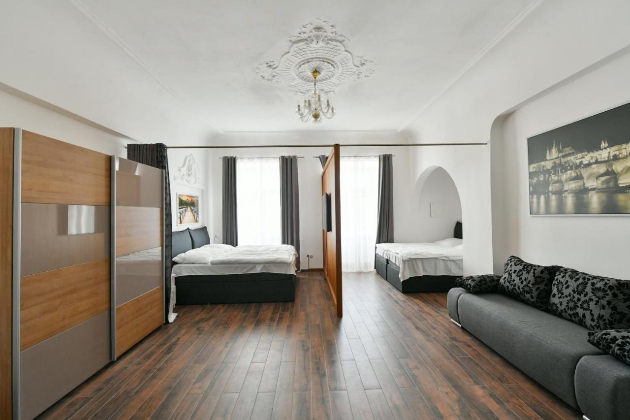 Apartmany Na Namesti 85 Йиндржихув-Градец Экстерьер фото