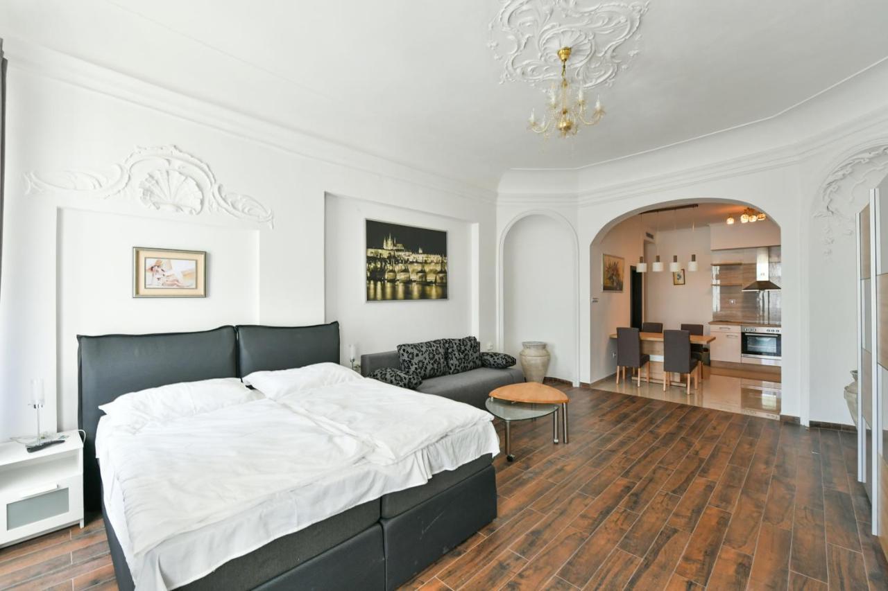 Apartmany Na Namesti 85 Йиндржихув-Градец Экстерьер фото