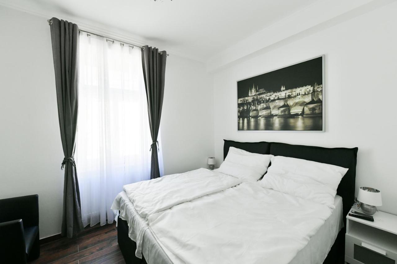 Apartmany Na Namesti 85 Йиндржихув-Градец Экстерьер фото