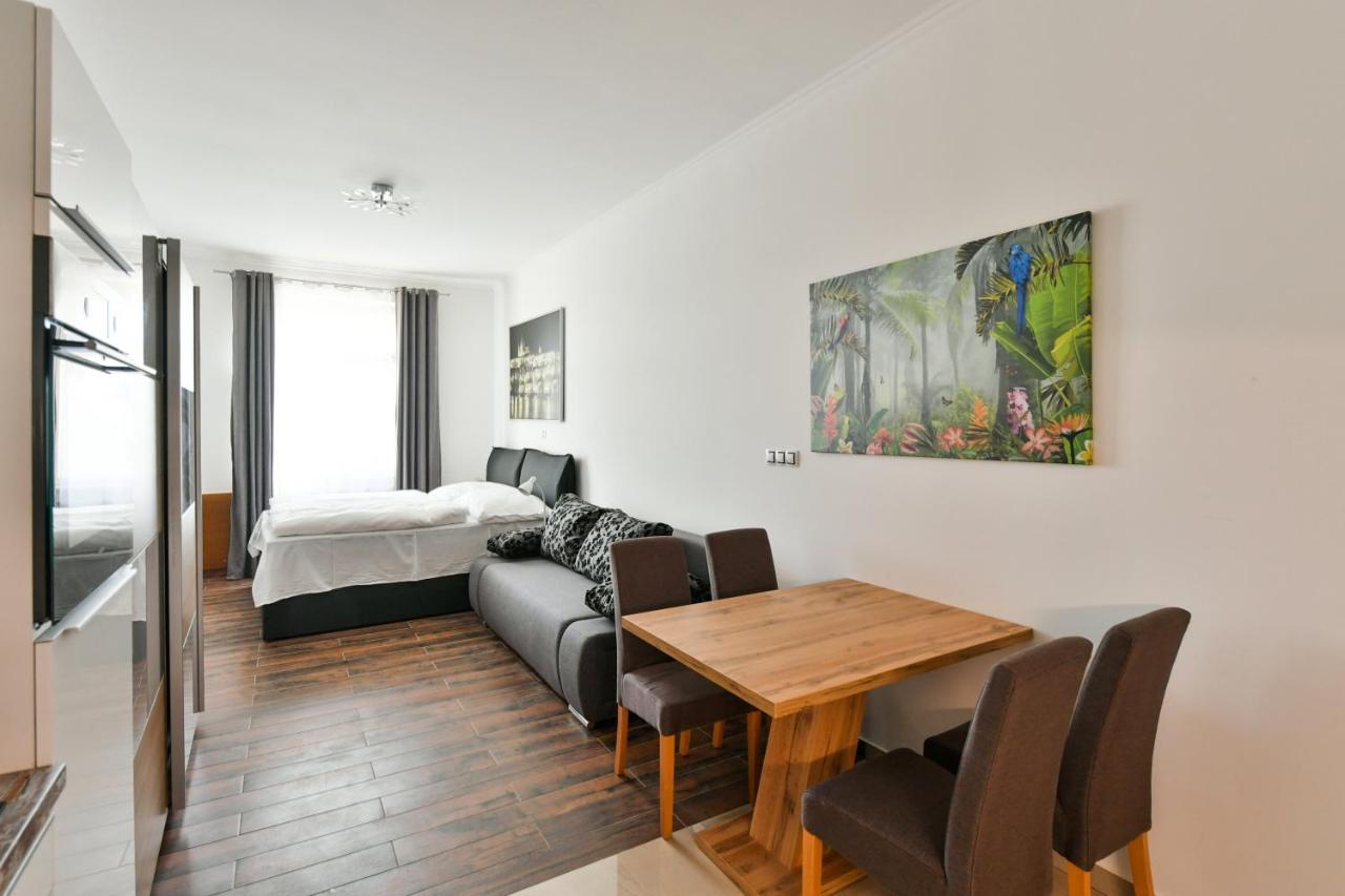 Apartmany Na Namesti 85 Йиндржихув-Градец Экстерьер фото