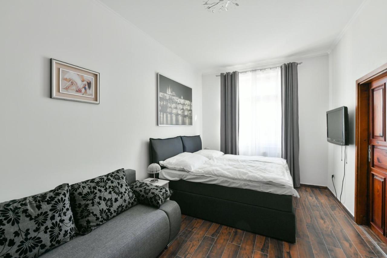 Apartmany Na Namesti 85 Йиндржихув-Градец Экстерьер фото