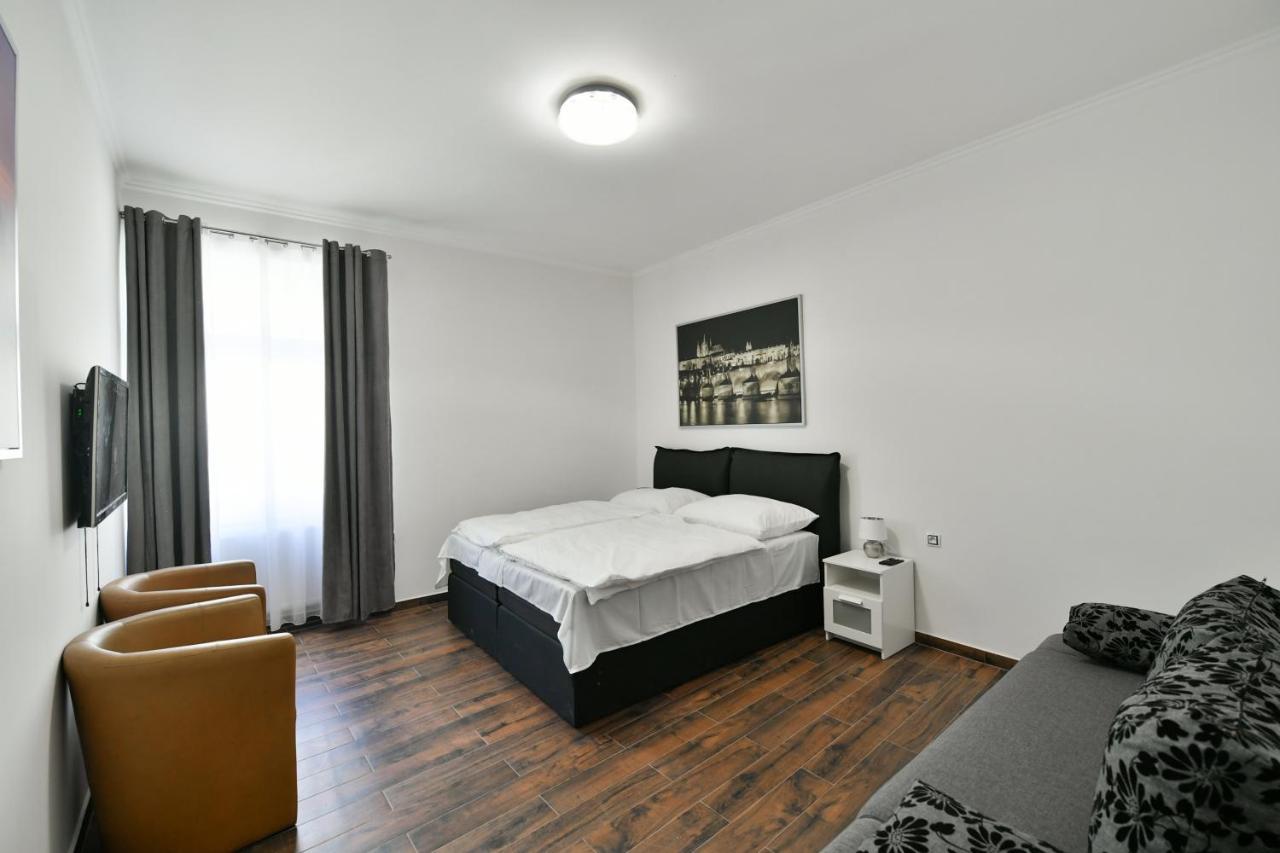 Apartmany Na Namesti 85 Йиндржихув-Градец Экстерьер фото
