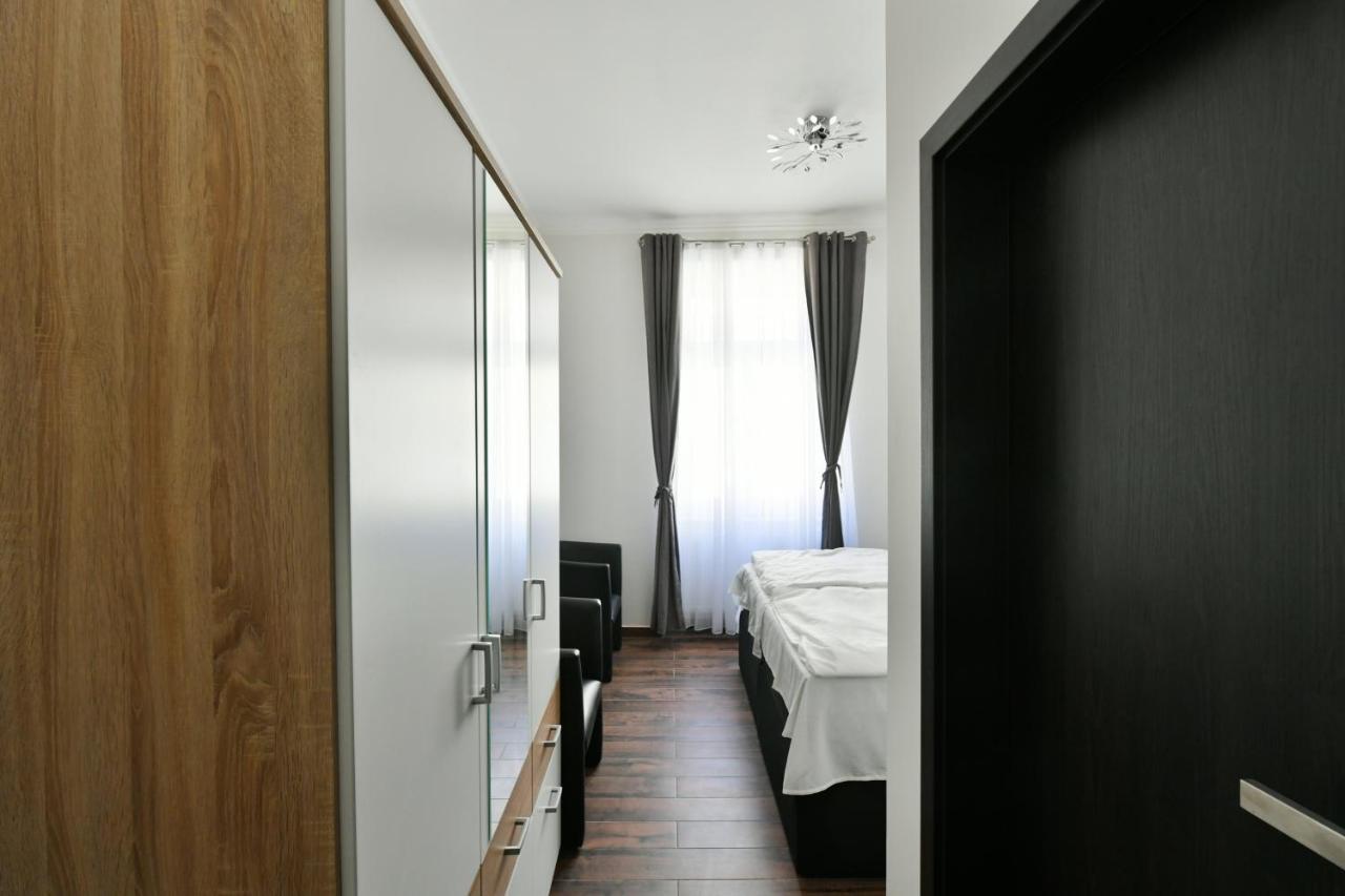Apartmany Na Namesti 85 Йиндржихув-Градец Экстерьер фото